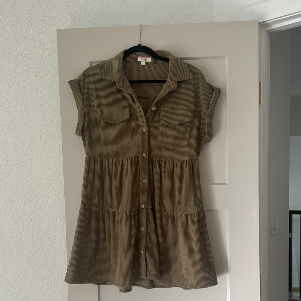 Arm Green Button-Up Tiered Dress